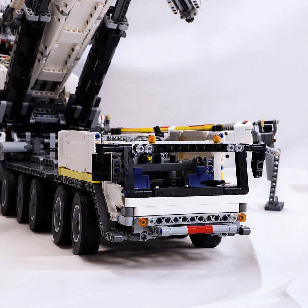 Technic Liebherr LTM 11200 Crane RC 8506 Pieces - ENBRIC