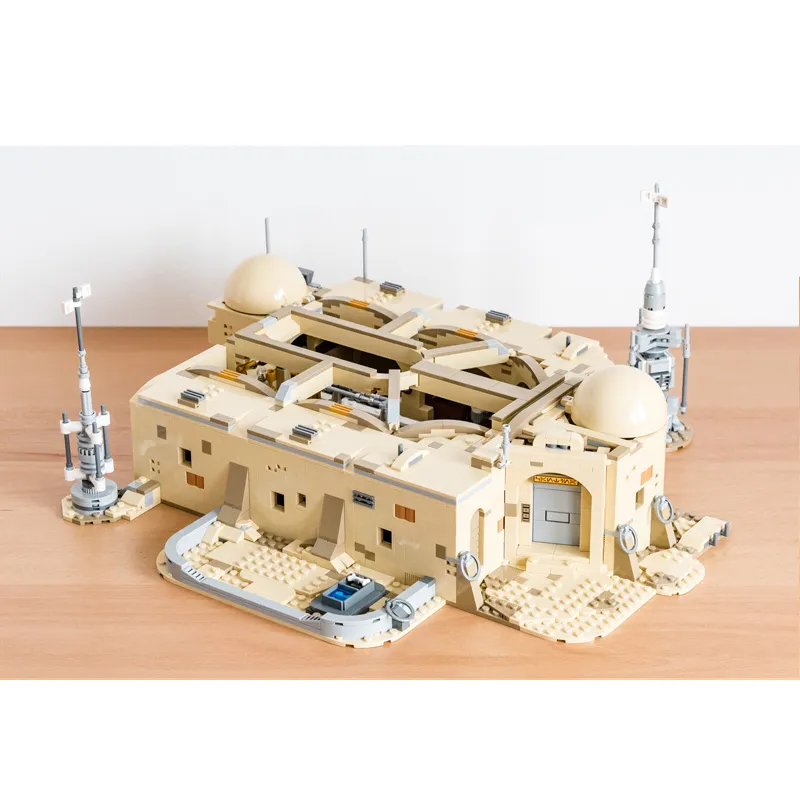 Mos Eisley Cantina building blocks 3301PCs - ENBRIC