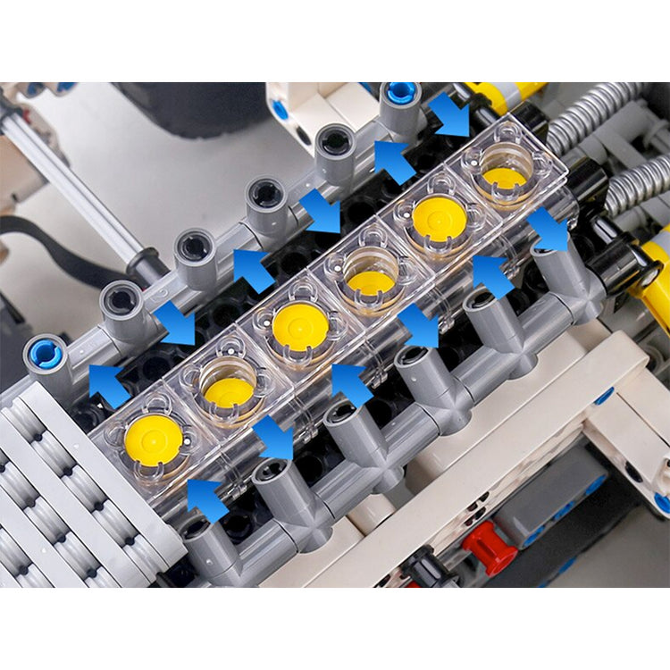 Remote Controlled Race Truck 2638pcs - ENBRIC