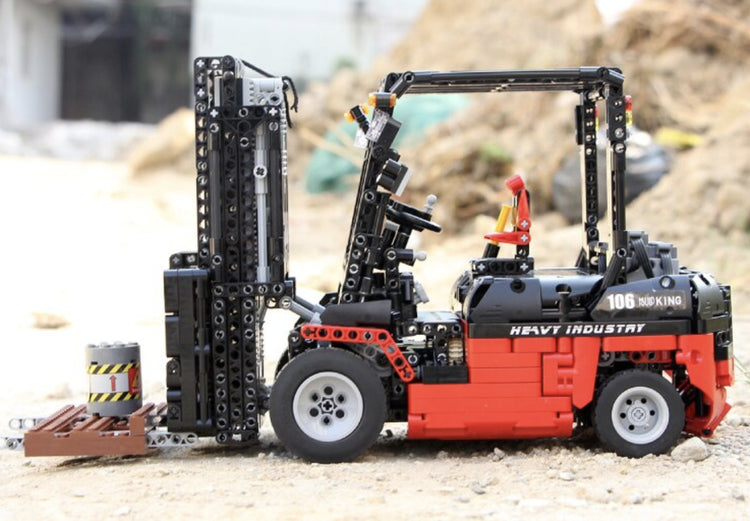 Remote Controlled Forklift 1718pcs - ENBRIC
