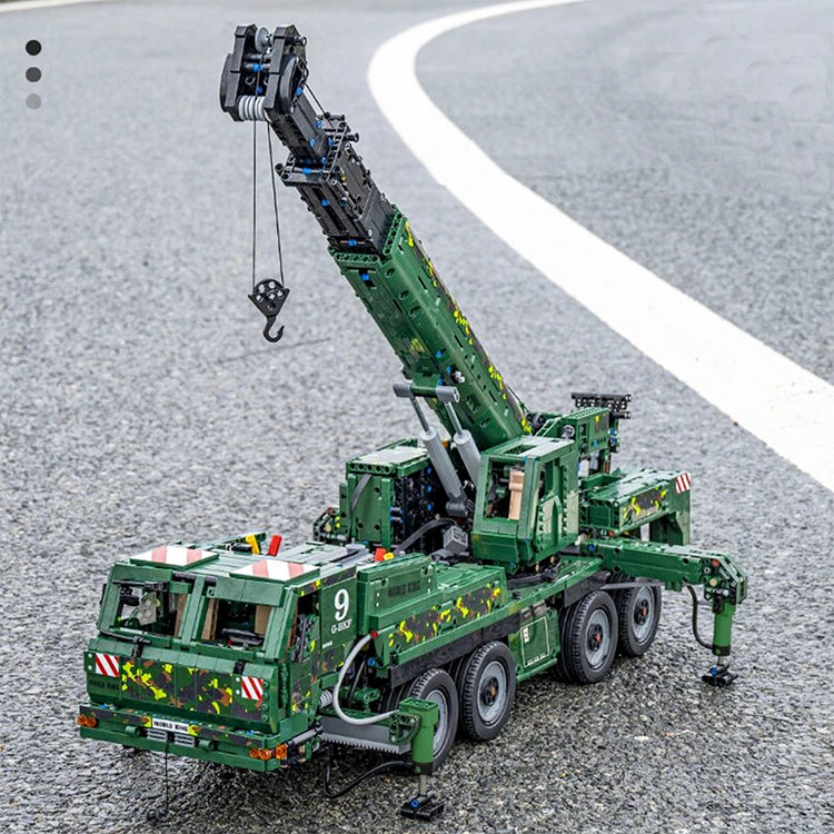 Remote Controlled Armoured Rescue Vehicle 5538pcs - ENBRIC