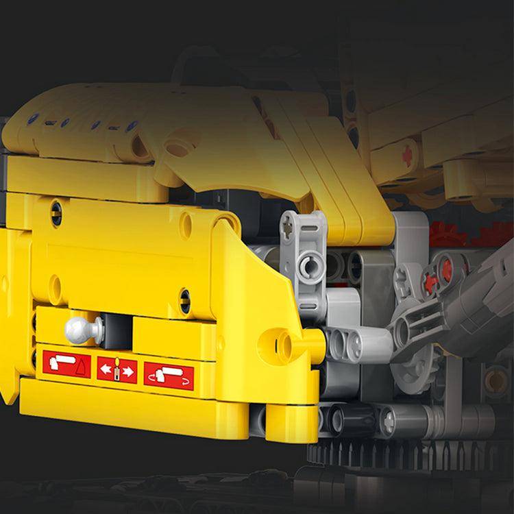 Remote Controlled Crane Truck 2205pcs - ENBRIC