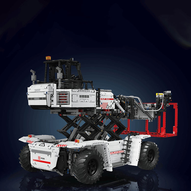 The Ultimate Container Forklift 4877pcs - ENBRIC