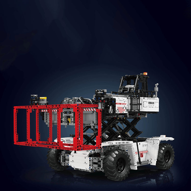 The Ultimate Container Forklift 4877pcs - ENBRIC