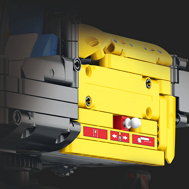 Remote Controlled Crane Truck 2205pcs - ENBRIC