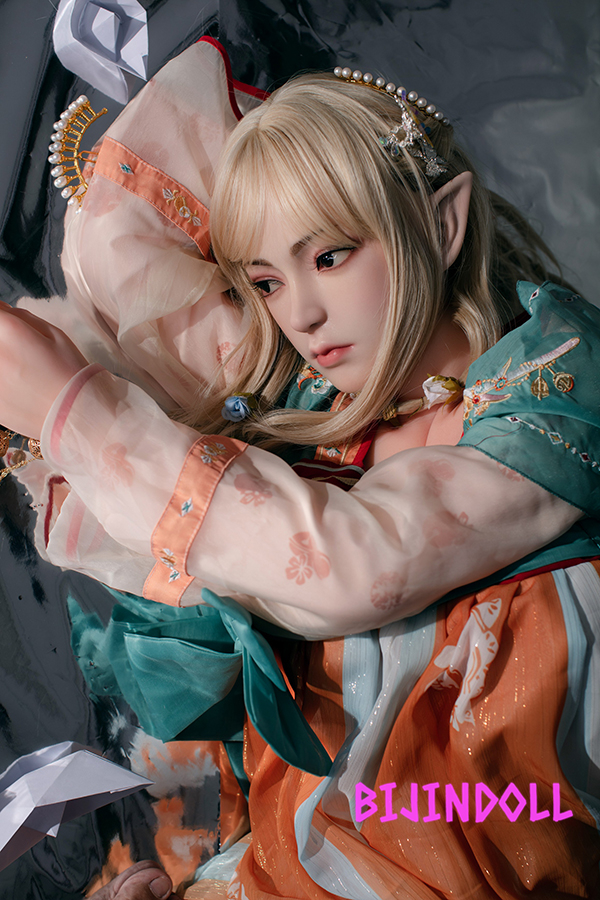 Bezlya 三色菫 160cm B-cup Silicone Chinese Beautiful Real Love Doll Court Style Luxury Dutch Doll Creampie