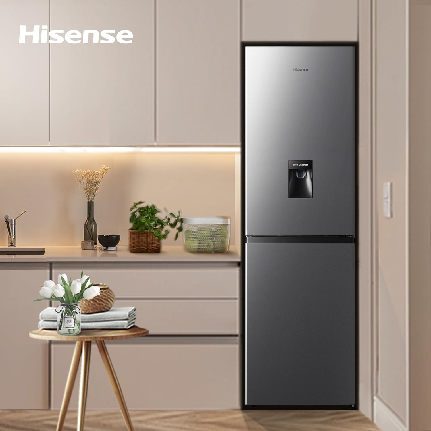 Hisense RB327N4WCE 55cm Freestanding 50/50 Fridge Freezer - 256 litre capacity - Total No Frost - Non-plumbed Water Dispenser - Silver - E Rated, H182.4 x W55 x D55.6 (cm) [Energy Class E]