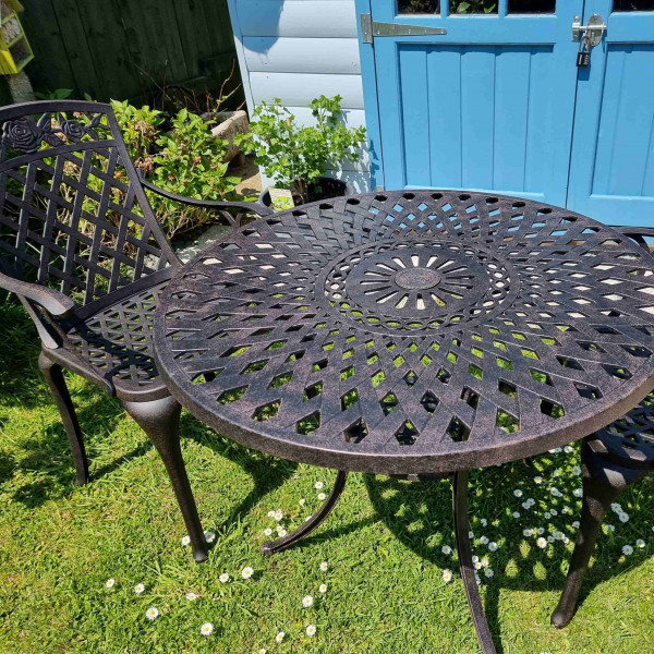 ANTIQUE BRONZE (4 SEATER SET) 90 cm round cast aluminium garden furniture set