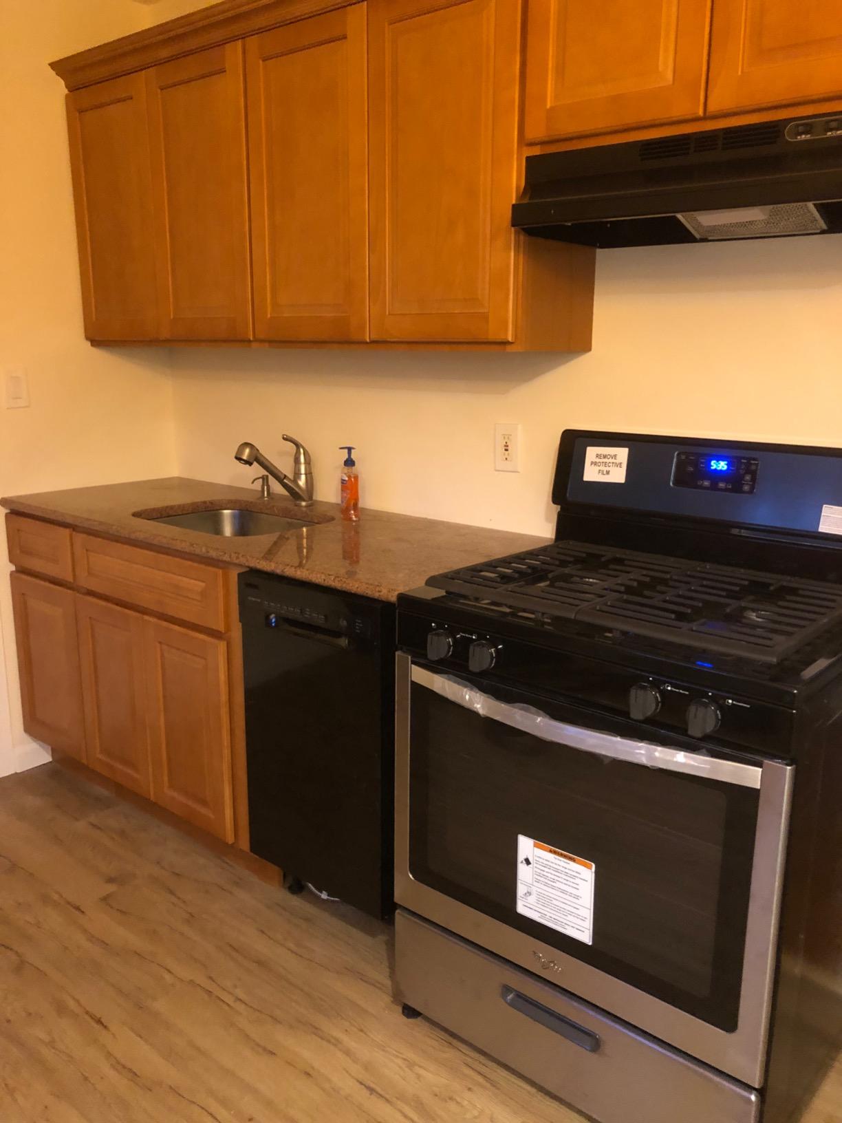 【Appliances】EdgeStar BIDW1802SS 18 Inch Wide 8 Place Setting Energy Star Rated Built-In Dishwasher