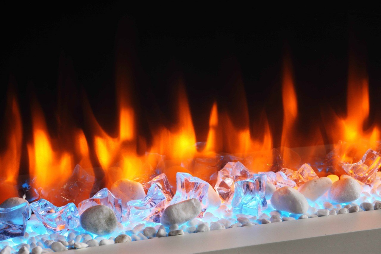 【Home Improvement】Endeavour Fires Runswick Wall Mounted Electric Fireplace with an Off White Mantel & Plinth