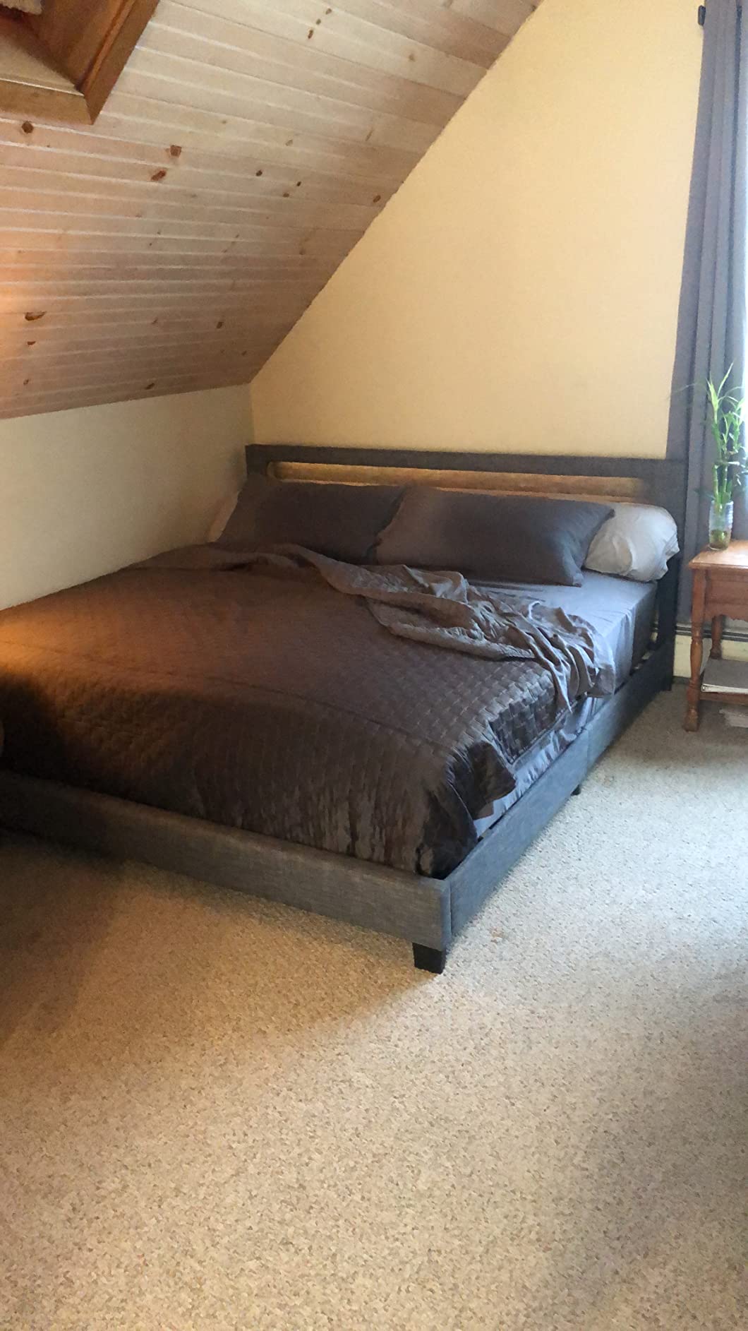 【Furniture】Pezzolla LED Bed Frame King Size - Contemporary Modern Low Profile Platform Bed with 16 Colors LED