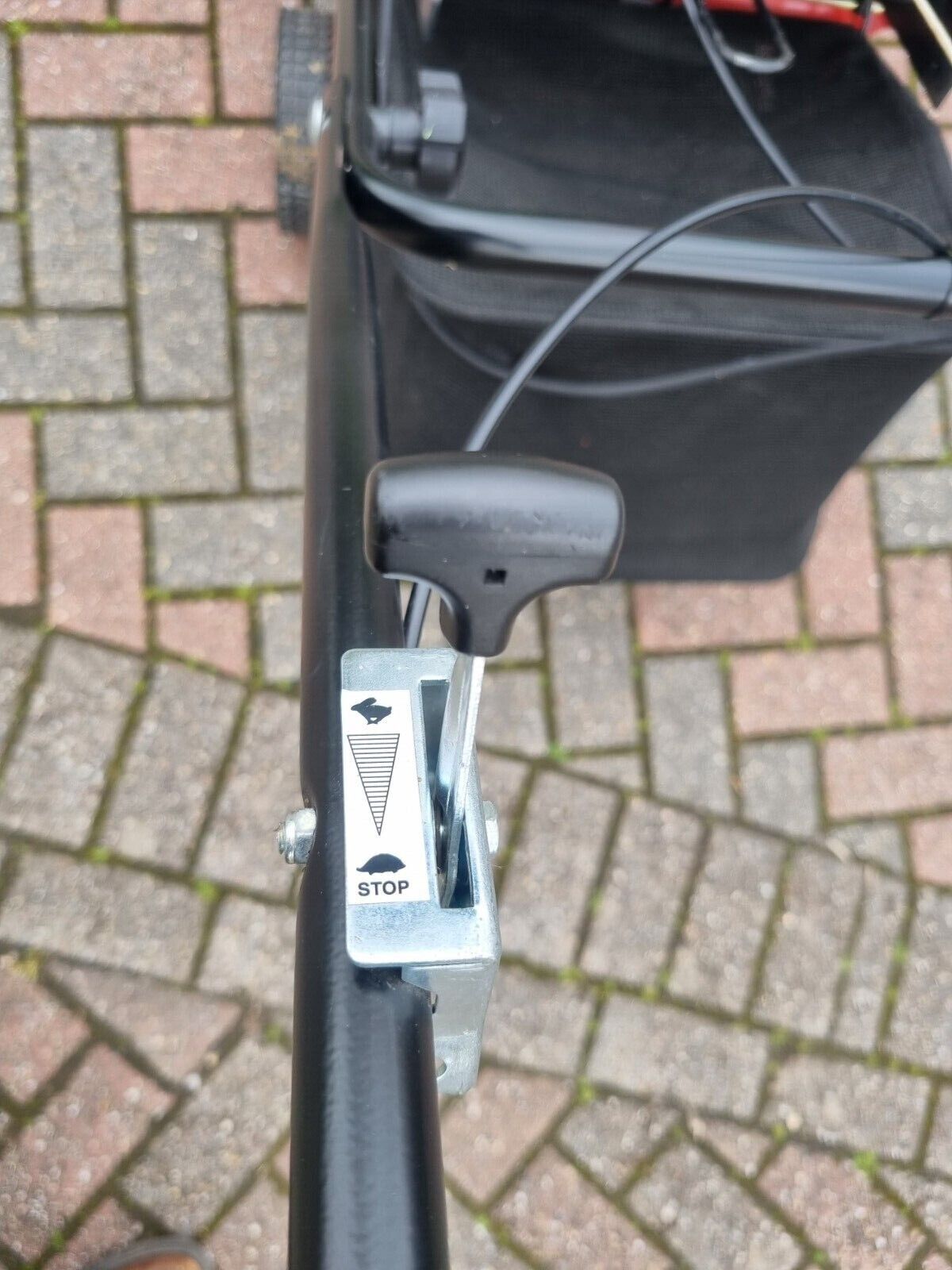 Petrol Lawn Scarifier, 550 Series 127cc Engine