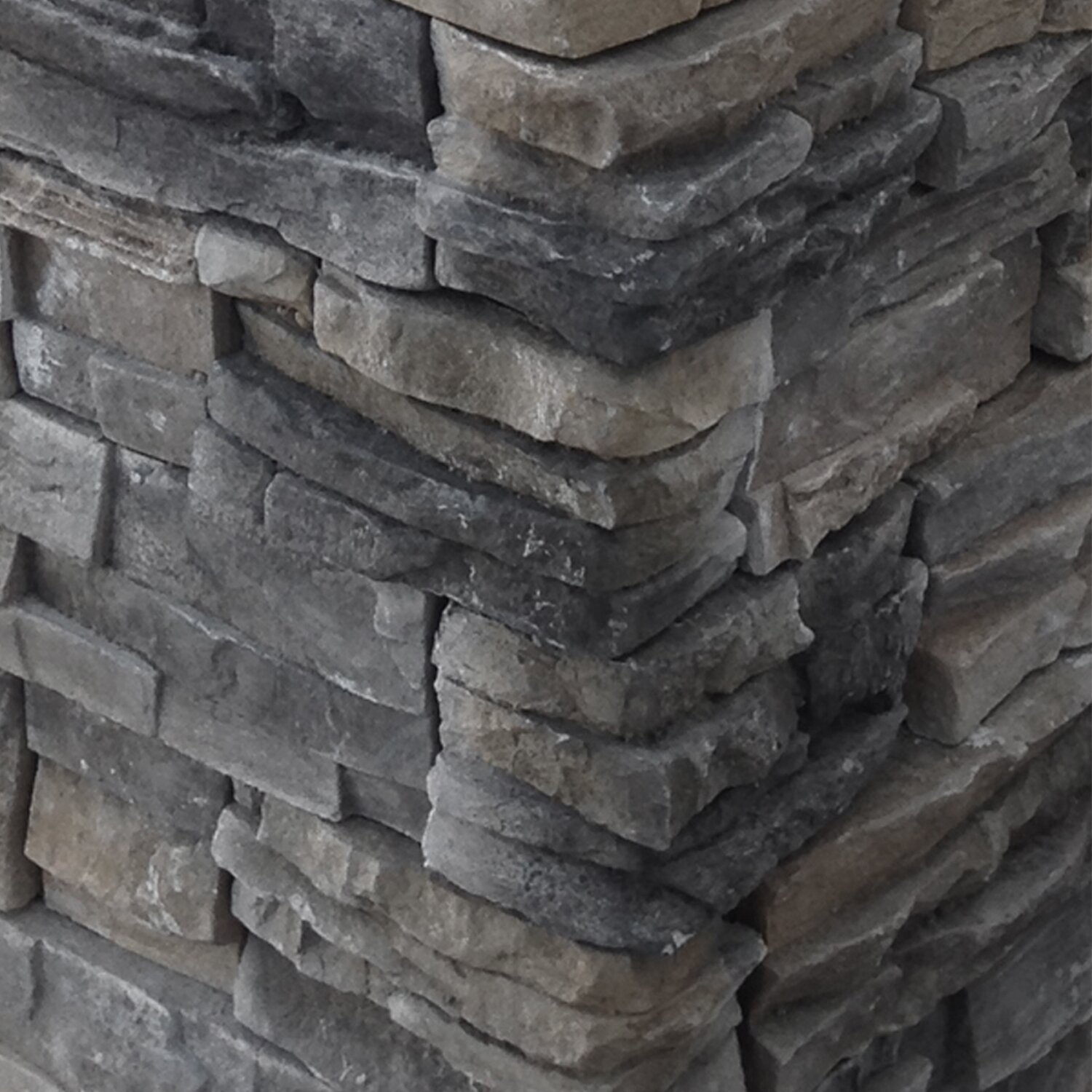 【Sports&Outdoors】82'' H Stone Veneer Outdoor Fireplace