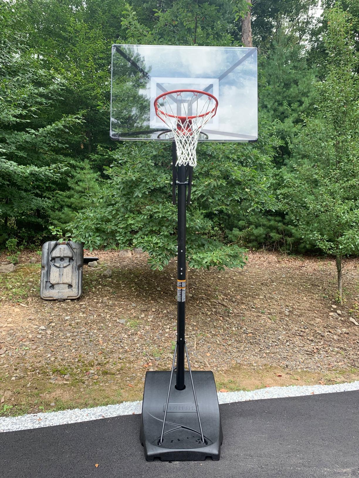 【Sports&Outdoors】Portable Height-Adjustable Basketball Hoop Assembles in 90 Minutes - Easy Lift & Roll Basketball Goal