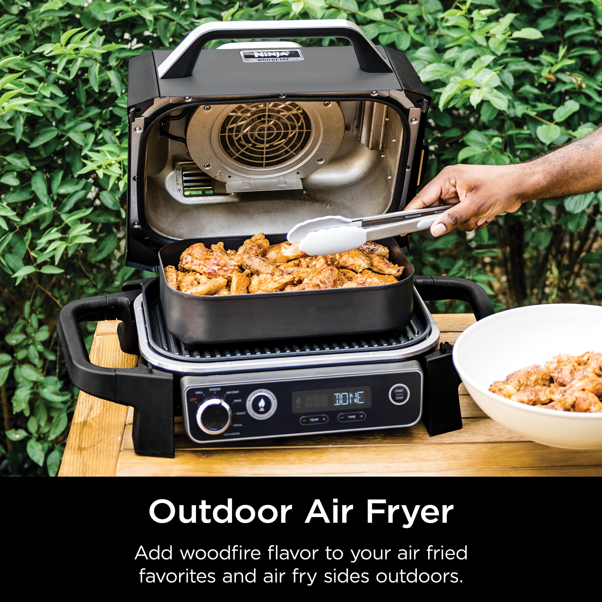 【Appliances】Ninja OG701 Woodfire Outdoor Grill, 7-in-1 Master Grill, BBQ Smoker & Outdoor Air Fryer plus Bake