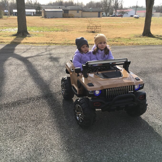 【Baby&Kids】2-Seater Electric Ride on Police Car SUV Truck Toy