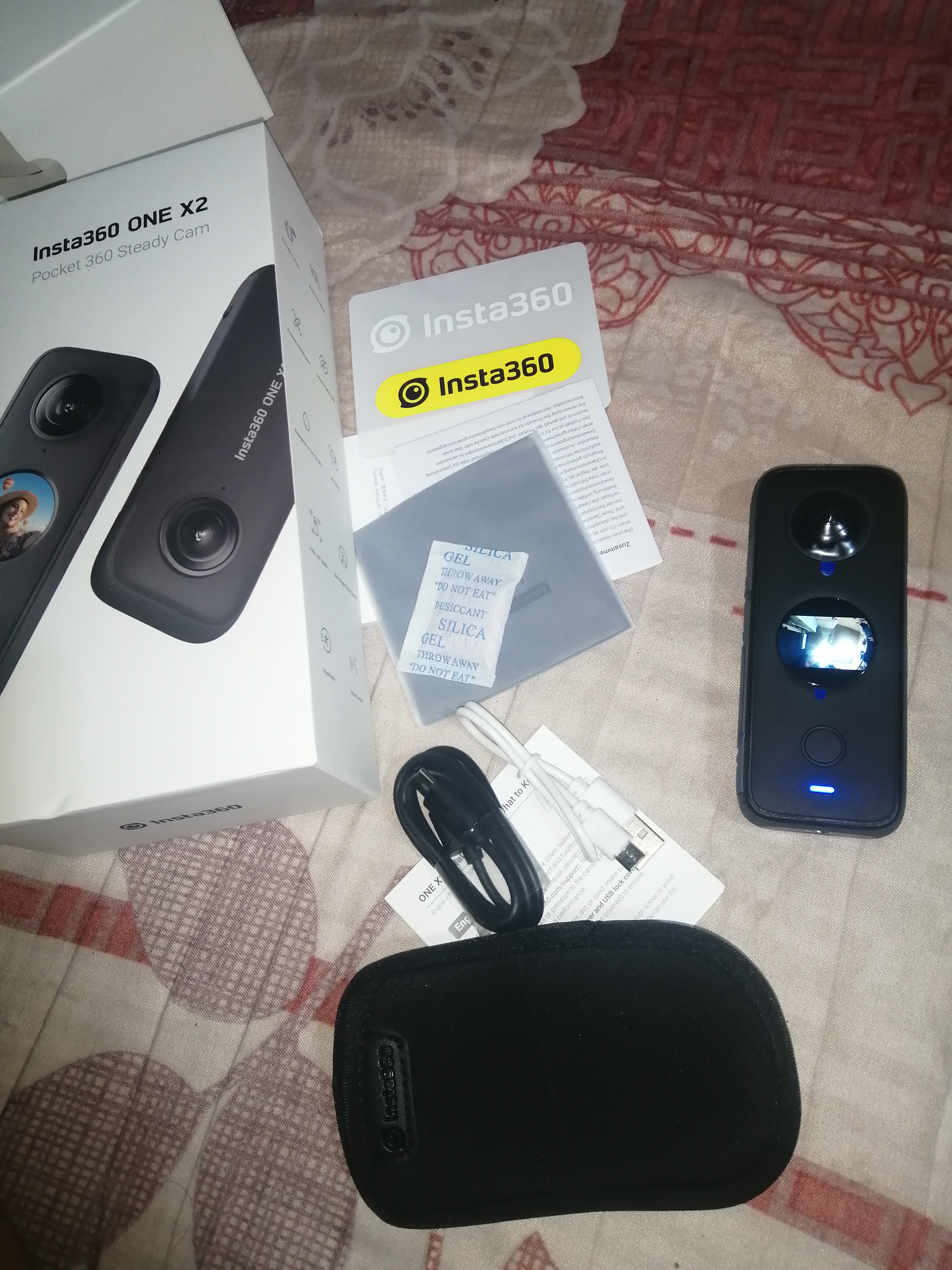 【Electronics】360 Degree Waterproof Action Camera, 5.7K 360, Stabilization, Touch Screen, AI Editing