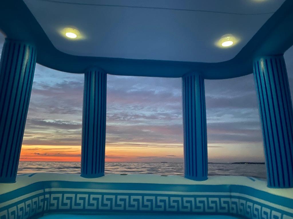 【Sports&Outdoors】World of Watersports Parthenon Canopy Spa Island, 8 Person Inflatable Island