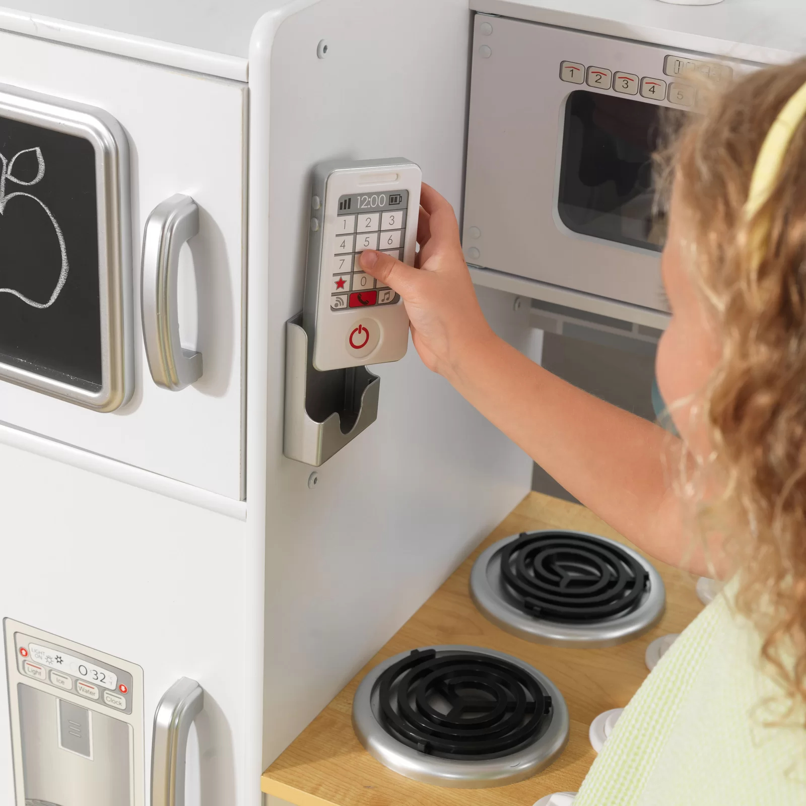 【Baby&Kids】Uptown White Wooden Play Kitchen with Play Phone & Chalkboard