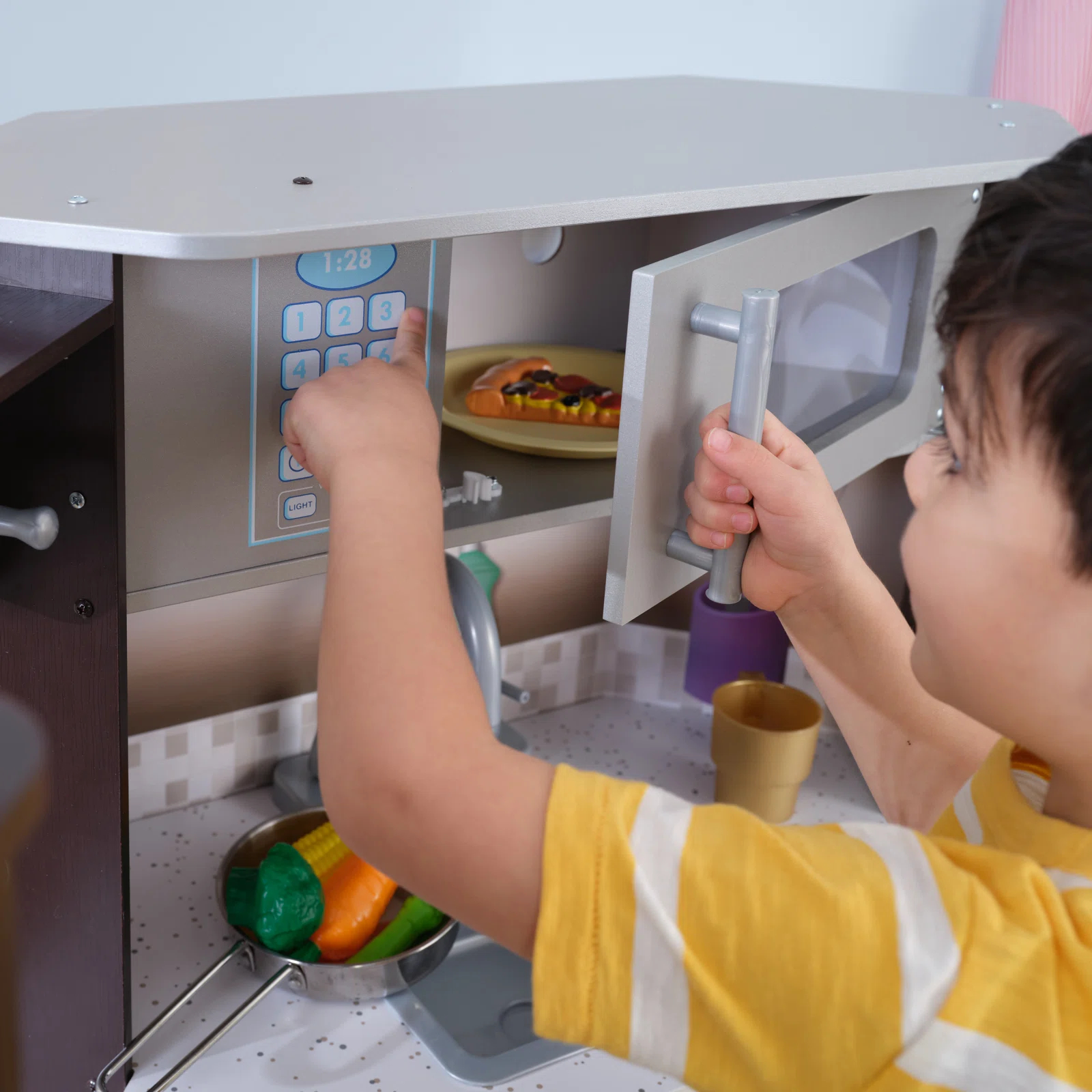 【Baby&Kids】Ultimate Corner Play Kitchen with Lights & Sounds, Espresso