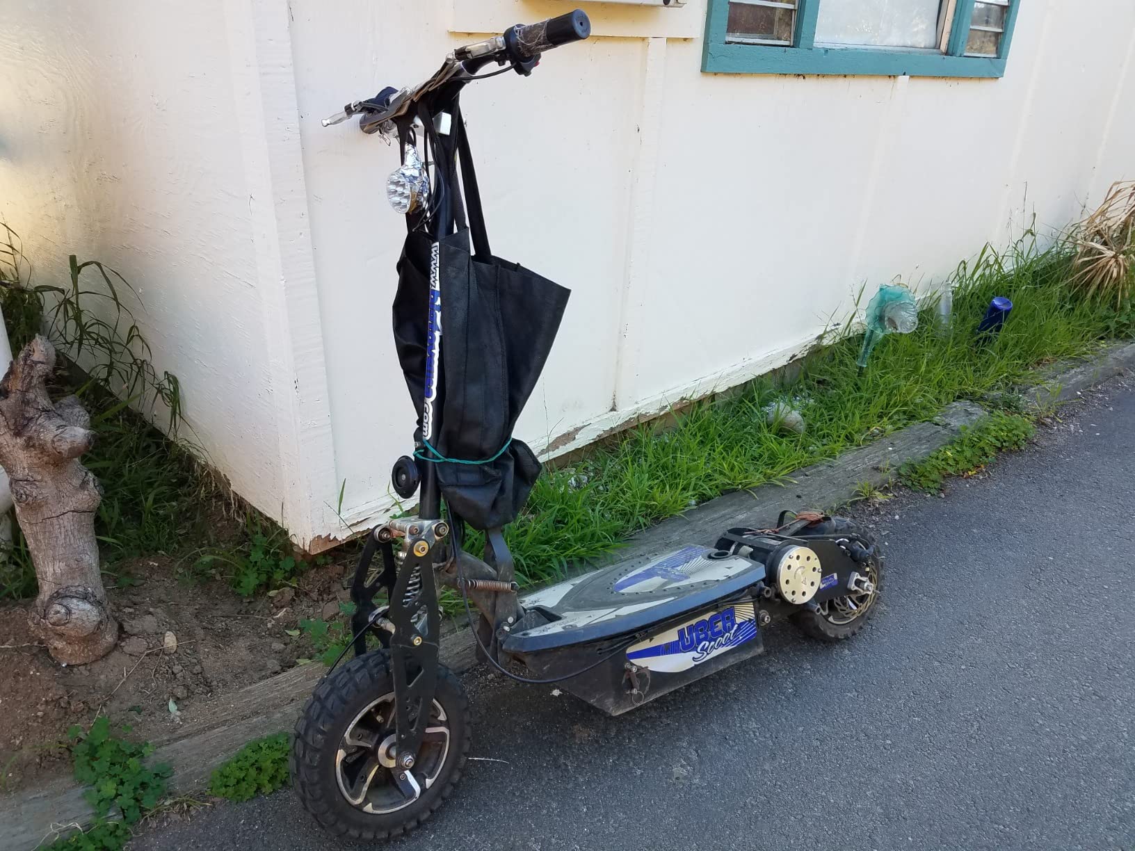 【Sports&Outdoors】UberScoot 1600w 48v Electric Scooter, Black, Large