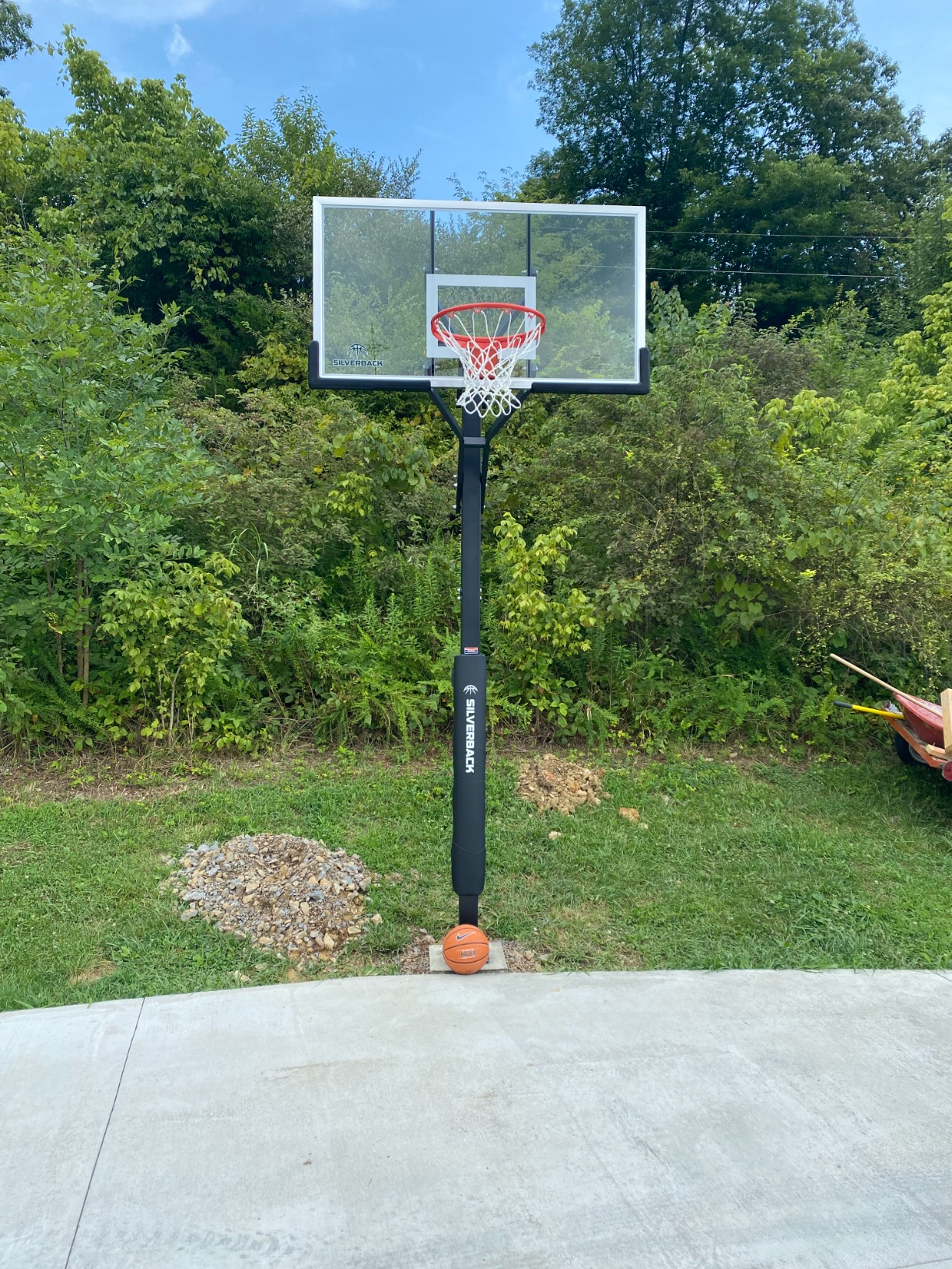 【Sports&Outdoors】Silverback In-Ground Basketball Hoop with Adjustable-Height Tempered Glass Basketball Goal Backboard