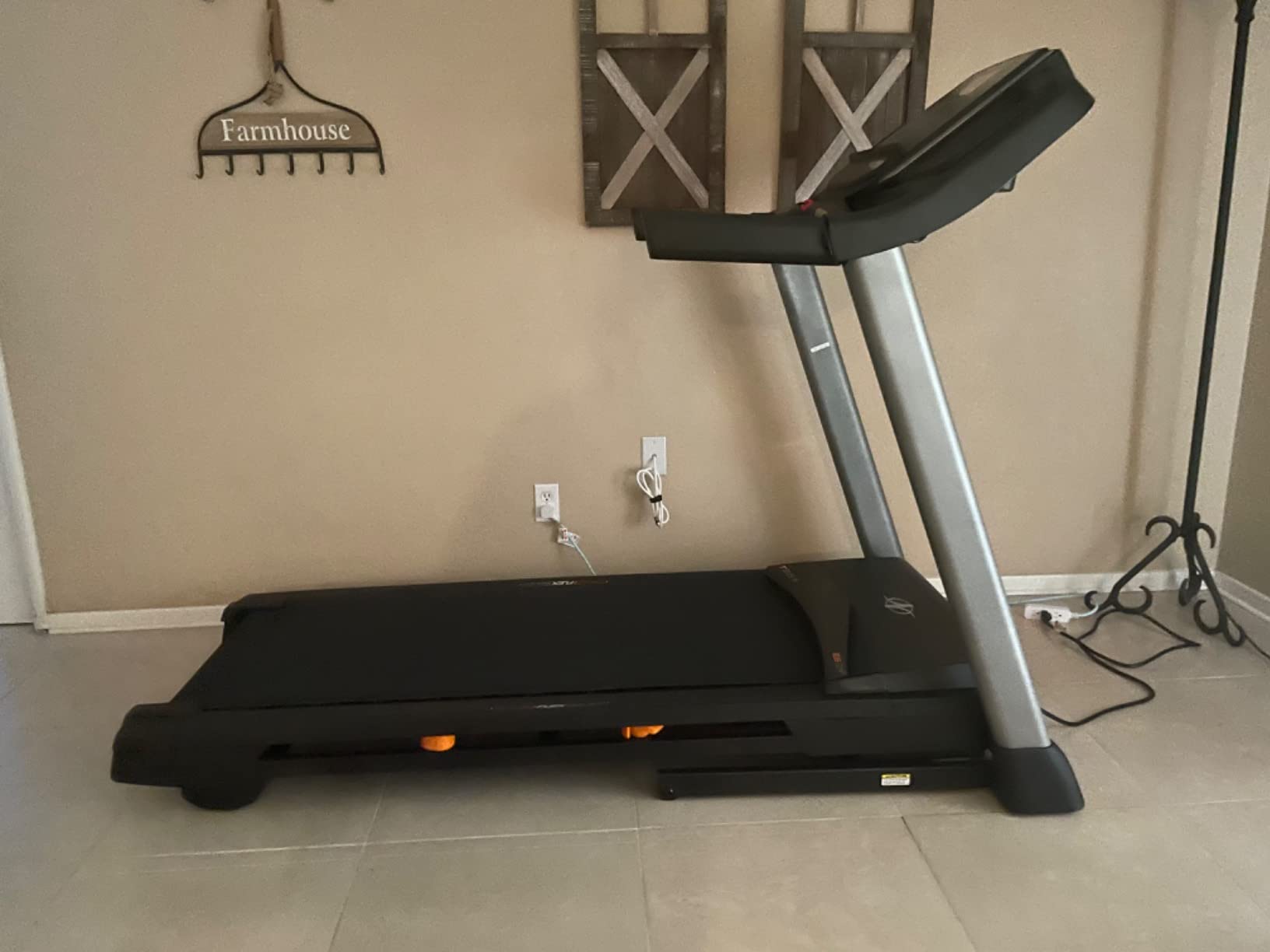 NordicTrack T Series: Perfect Treadmills for Home Use, Walking Treadmill with Incline, Bluetooth Enabled, 136 kg User Capacity