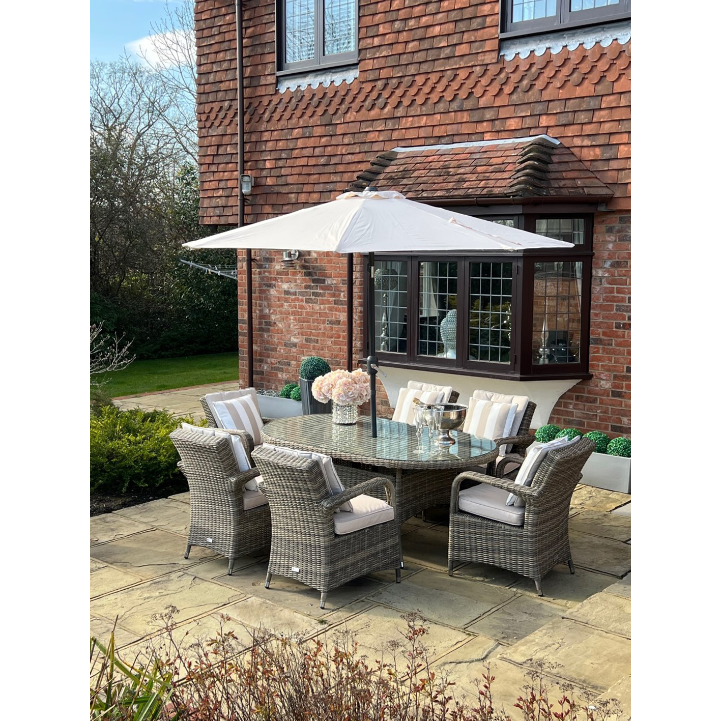 【Home&Garden】6 Savannah Armchairs 1.8 mtr Oval Set