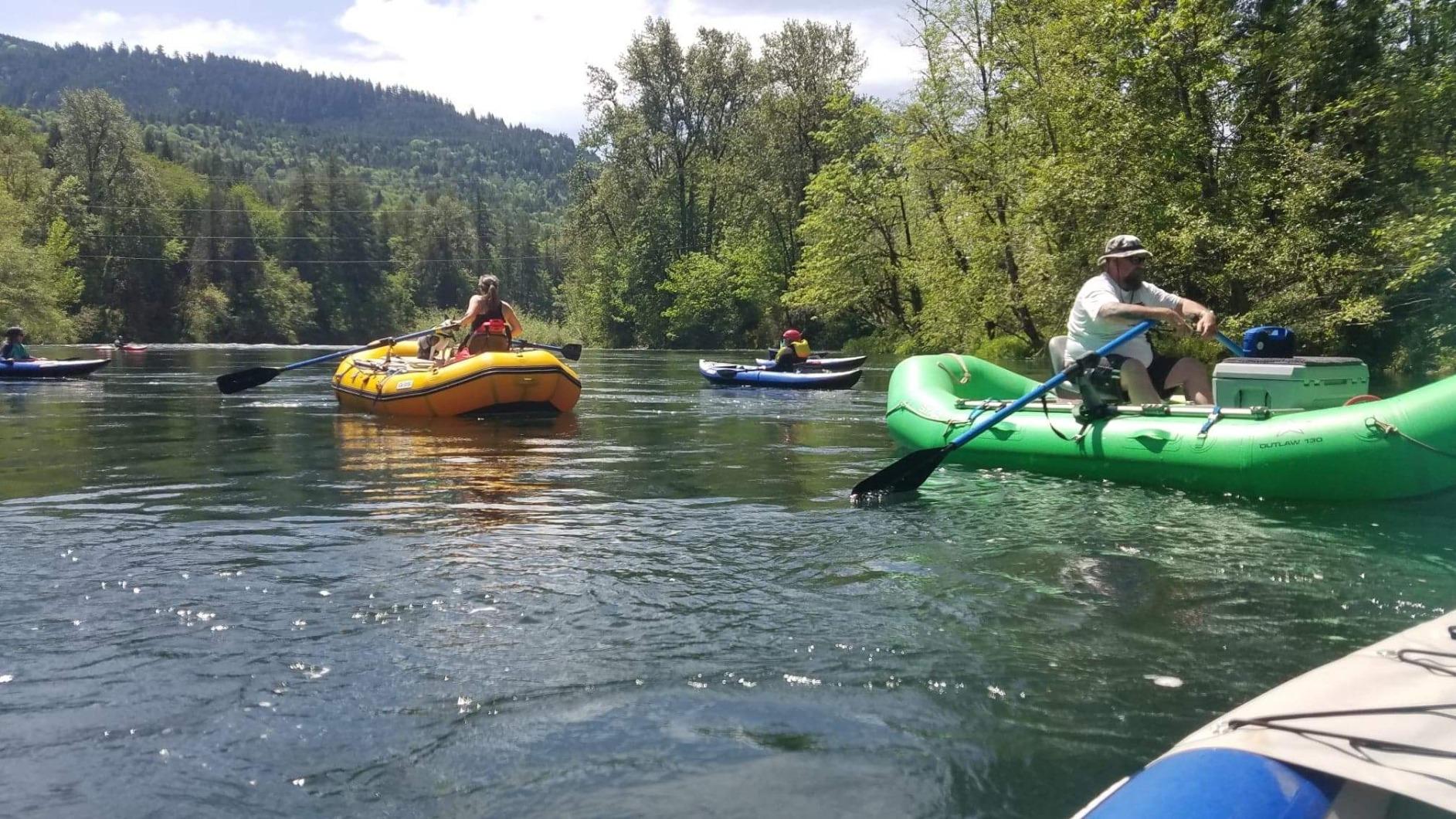 【Sports&Outdoors】1.2mm 12ft Inflatable White Water River Raft Inflatable Boat FloatingTubes