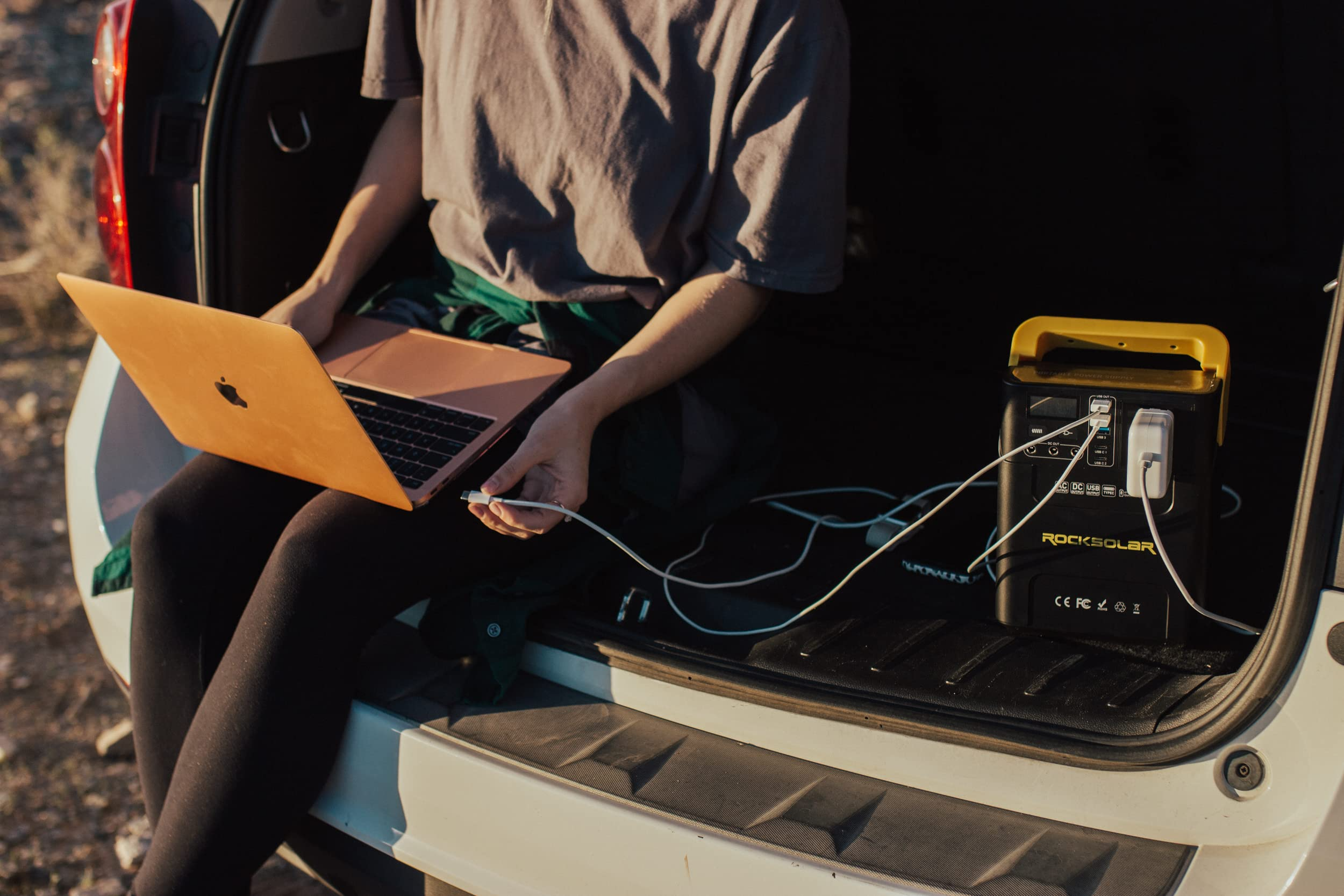 【Appliances】Power Station with Solar Panel - RS328 100W Portable Power Generator