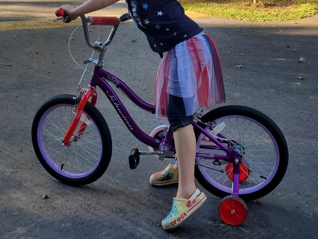 【Sports&Outdoors】Koen & Elm Toddler and Kids Bike, 12-18-Inch Wheels, Training Wheels Included