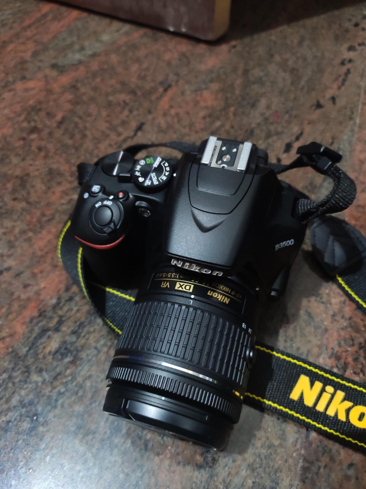 【Electronics】Nikon D3500 W/ AF-P DX NIKKOR 18-55mm f/3.5-5.6G VR Black