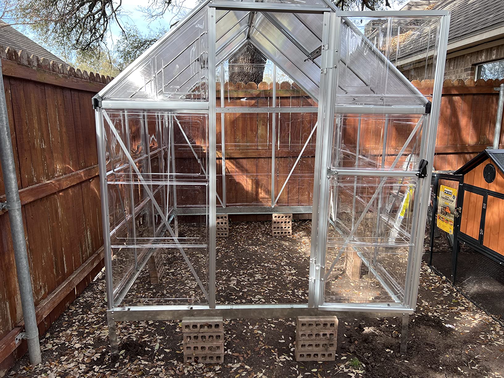 【Home&Garden】6x8 FT Hybrid Polycarbonate Greenhouse 2 Vent Window with Lockable Hinged Door