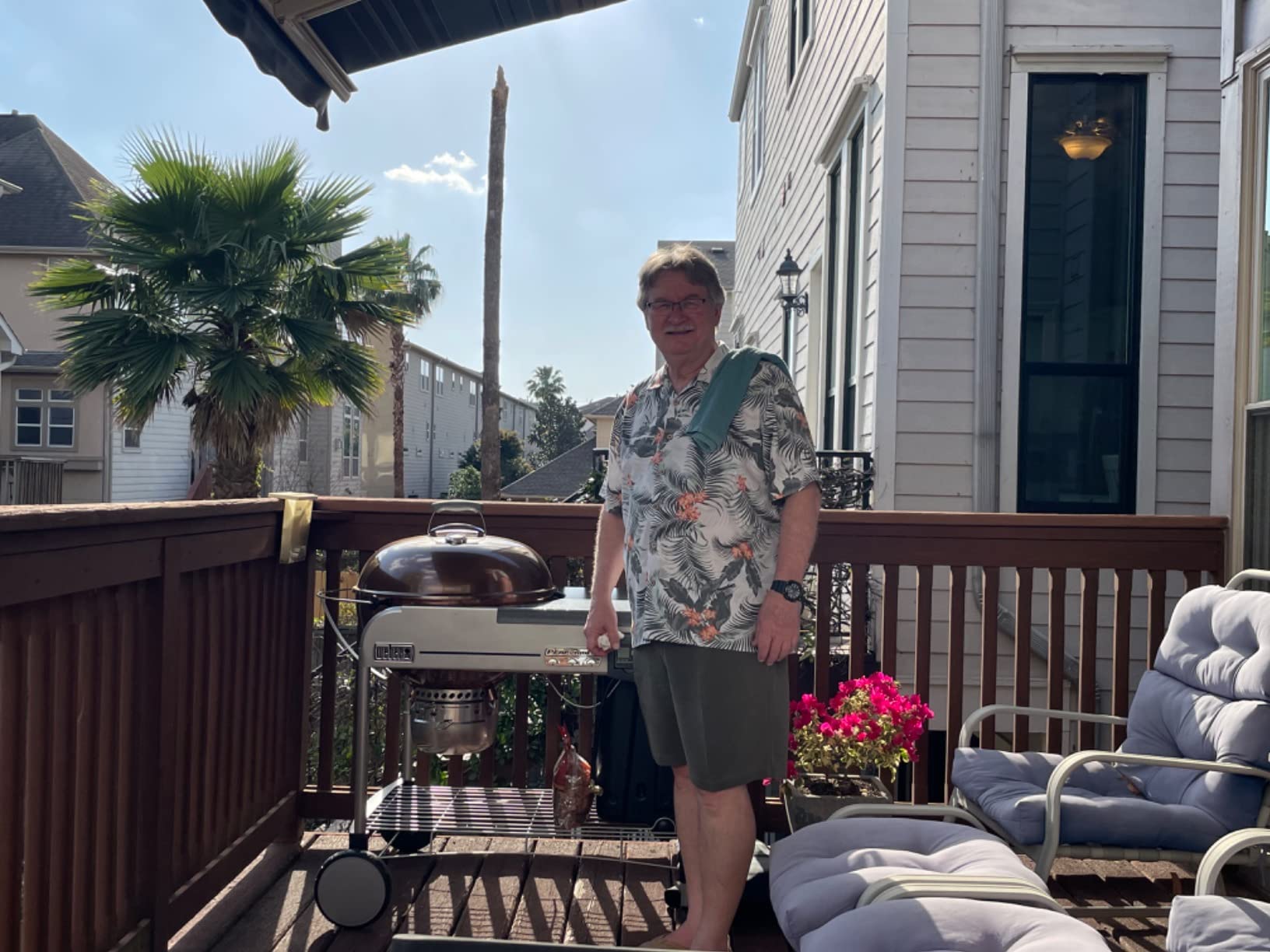 【Appliances】Weber Performer Deluxe Charcoal Grill, 22-Inch, Touch-N-Go Gas Ignition System