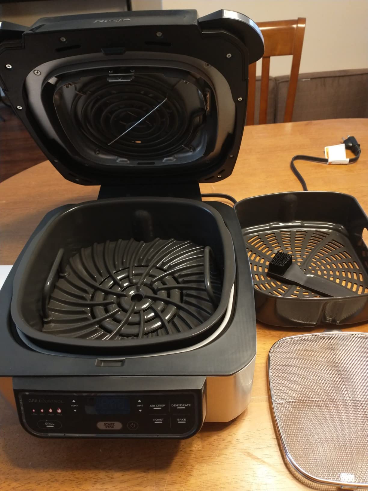 【Appliances】Ninja AG301 Foodi 5-in-1 Indoor Grill with Air Fry, Roast, Bake & Dehydrate