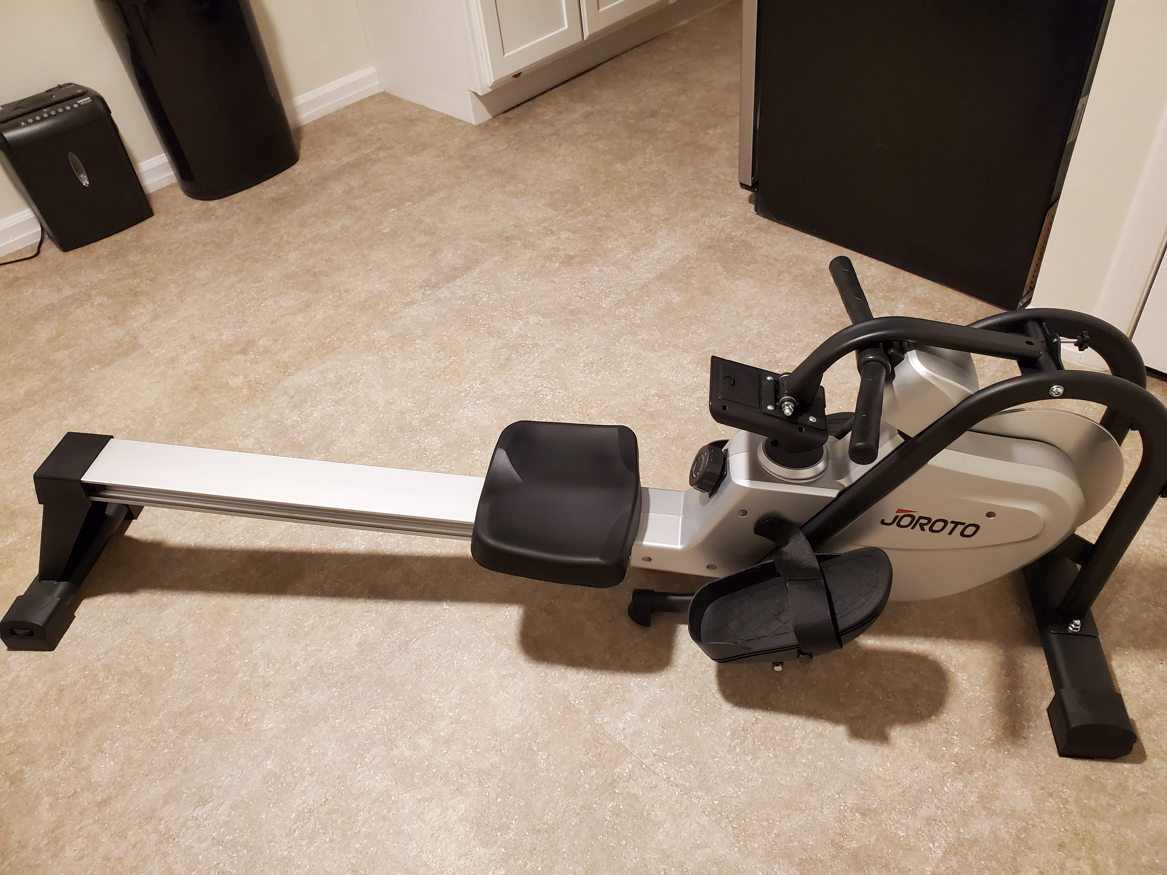 【Sports&Outdoors】Magnetic Rower Rowing Machine with LCD Display 300LB Weight Capacity Row Machine Exercise Rower