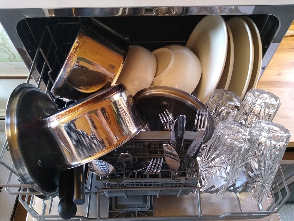 【Appliances】Countertop Dishwasher with 6 Place Settings, 6 Wash Cycles and Silverware Basket