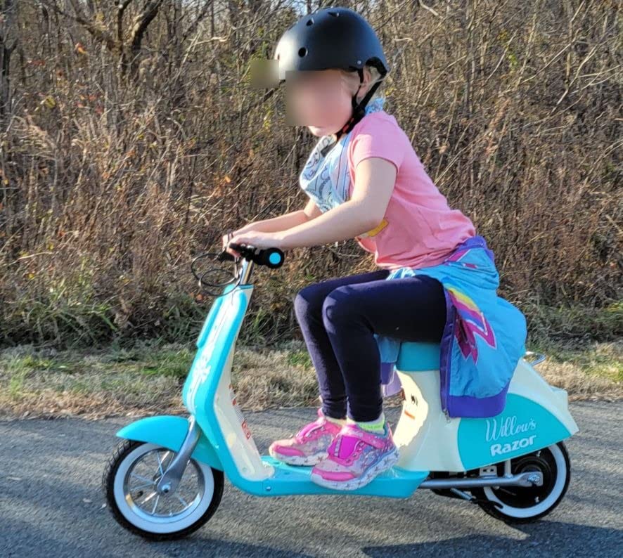 【Sports&Outdoors】Pocket Mod Petite - 12V Miniature Euro-Style Electric Scooter for Ages 7+