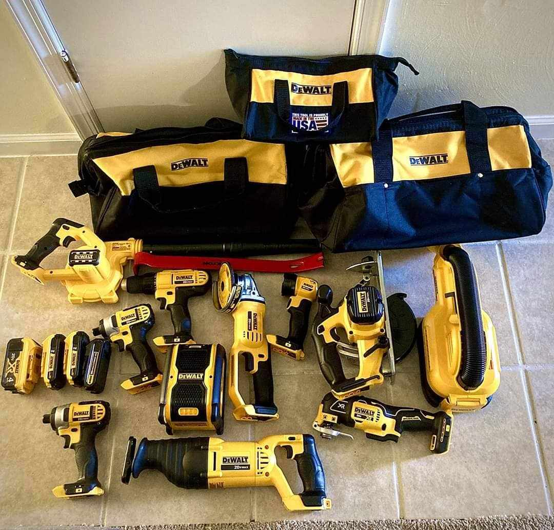 DEWALT 20V Max Cordless Drill Combo Kit, 10-Tool (DCK1020D2)