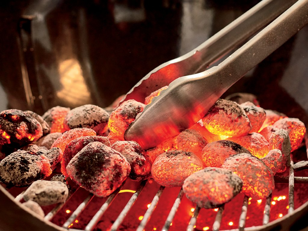 【Appliances】Weber Performer Deluxe Charcoal Grill, 22-Inch, Touch-N-Go Gas Ignition System