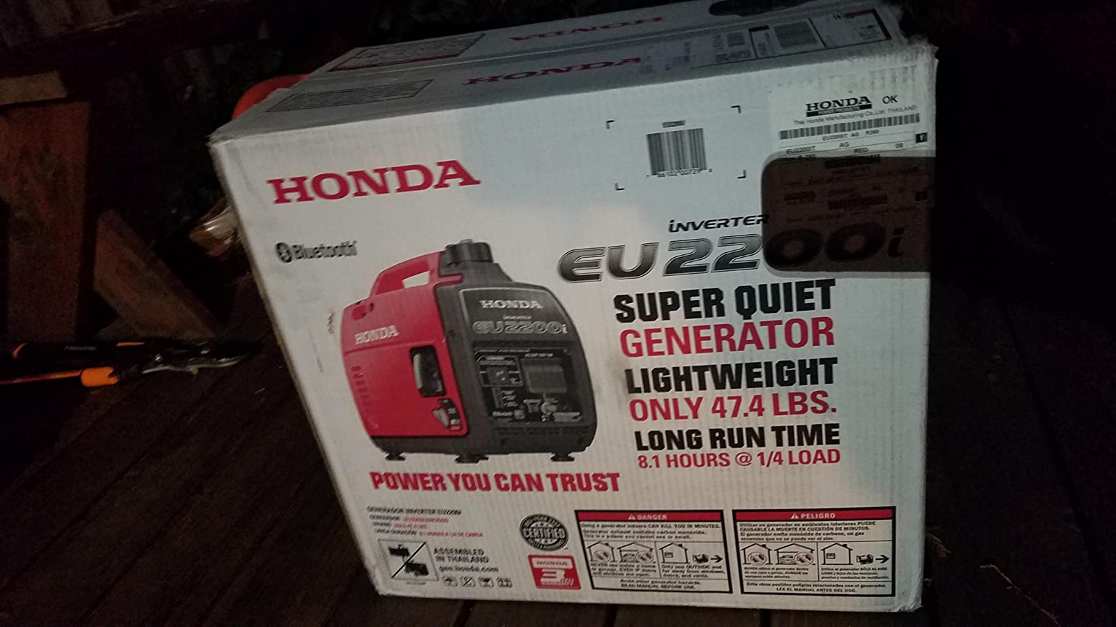 【Appliances】EU2200i 2200-Watt 120-Volt Super Quiet Portable Inverter Generator with CO-Minder - 49-State