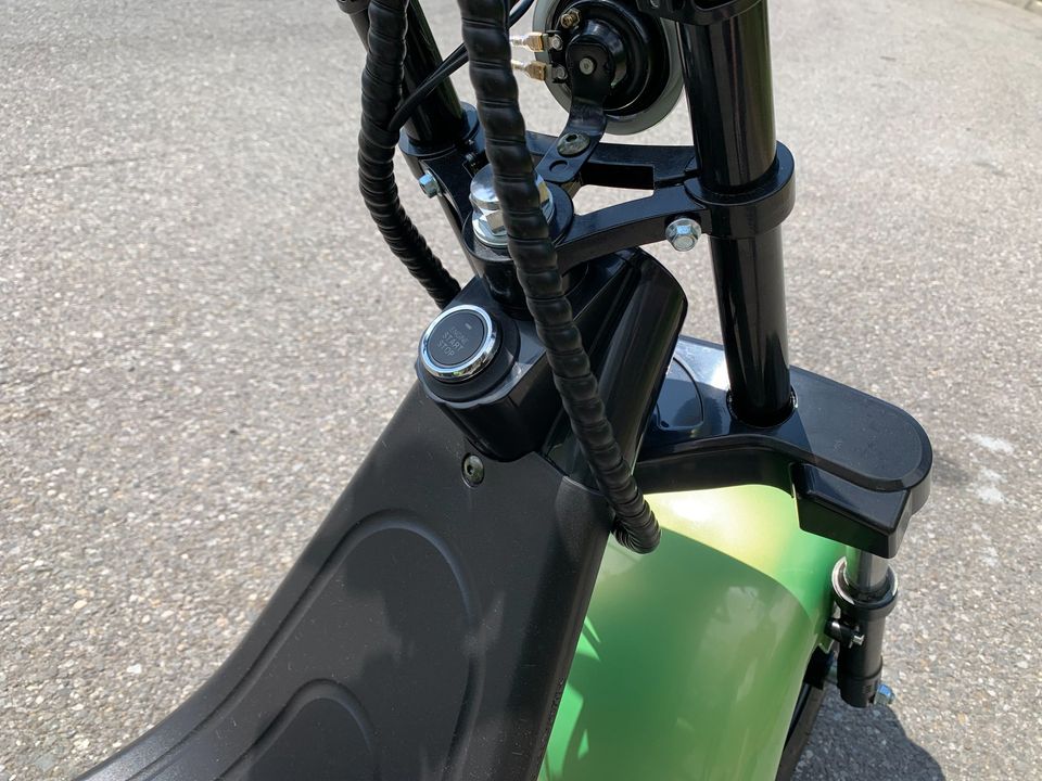 2023 Lera Scooters C4 1000W Red month