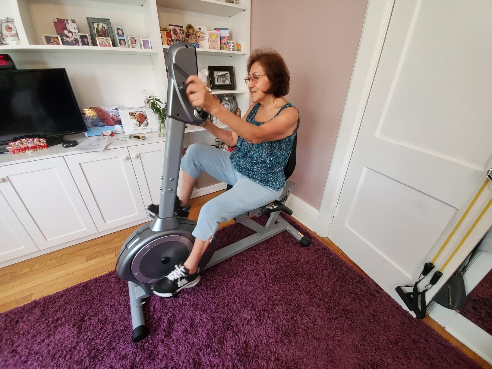 【Sports&Outdoors】Sunny Health & Fitness Recumbent Bike SF-RB4631 with Arm Exerciser, 350lb, Gray