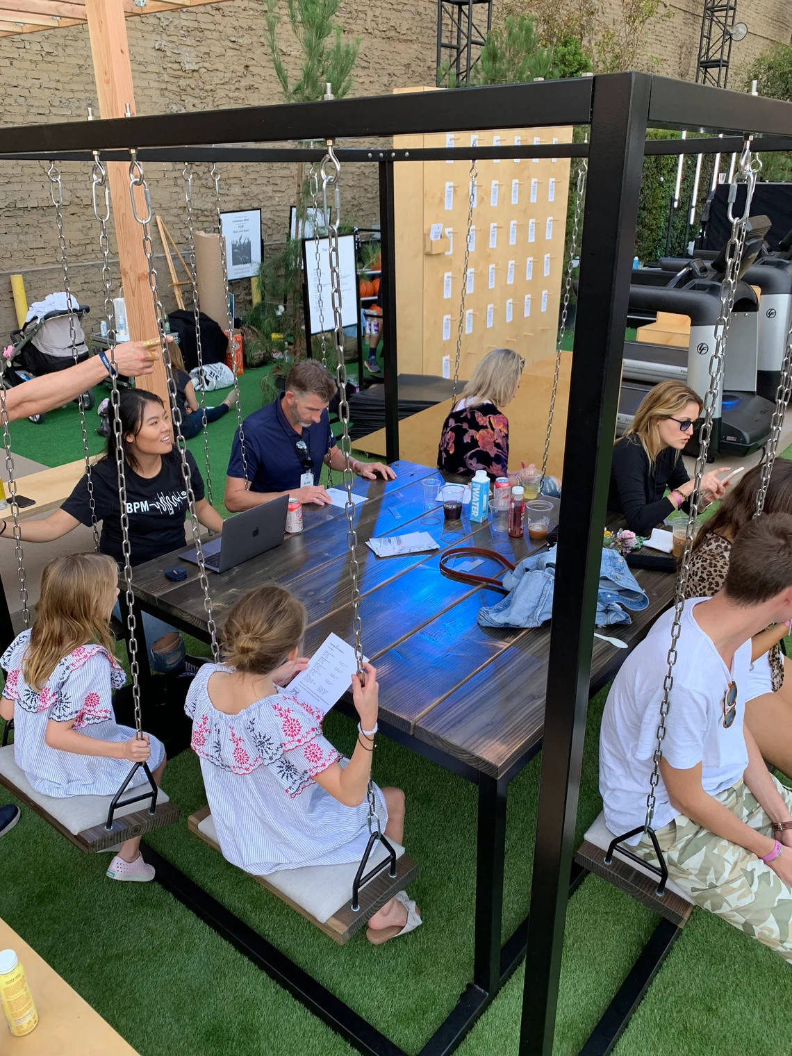 8-Seater Swing Table for indoor or outdoor use