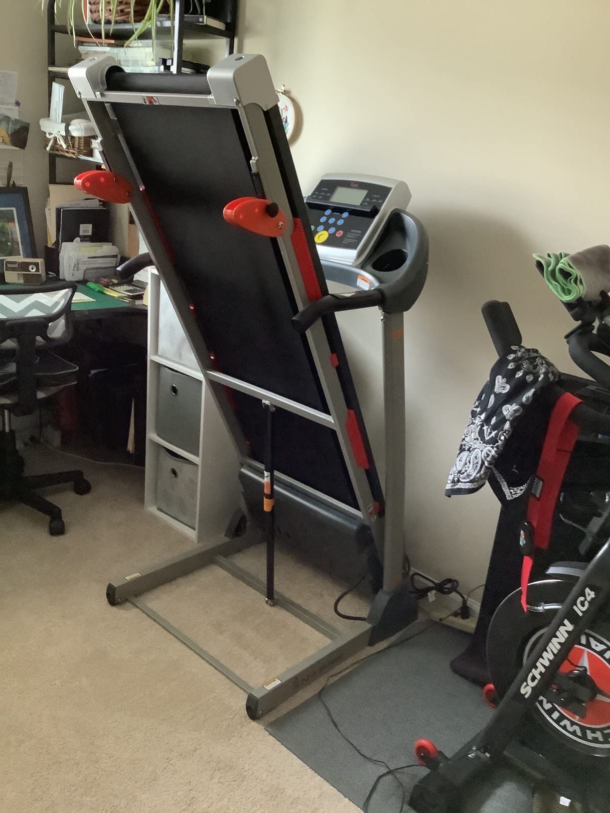 【Sports&Outdoors】Folding Incline Treadmill with Optional Exclusive SunnyFit App & Smart Bluetooth Connectivity