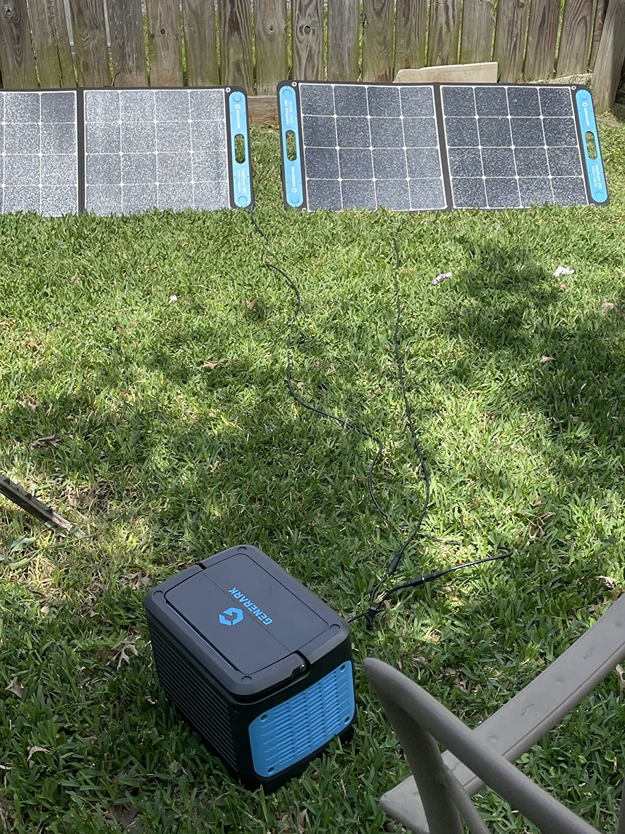 【Appliances】Geneverse 1002Wh (1x2) Solar Generator Bundle: 1X HomePower ONE Portable Power Station + 2X Solar Panels