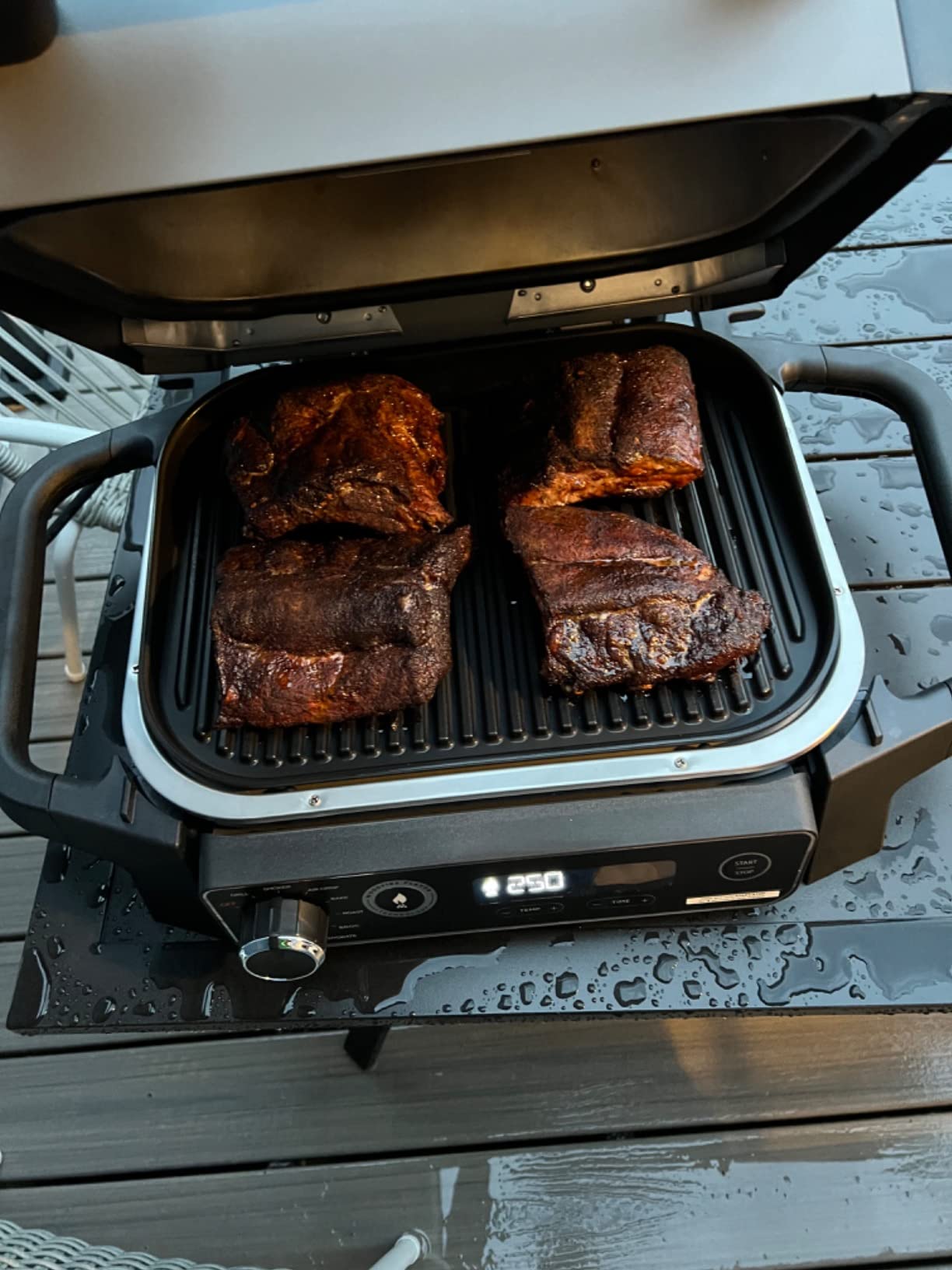 【Appliances】Ninja OG701 Woodfire Outdoor Grill, 7-in-1 Master Grill, BBQ Smoker & Outdoor Air Fryer plus Bake