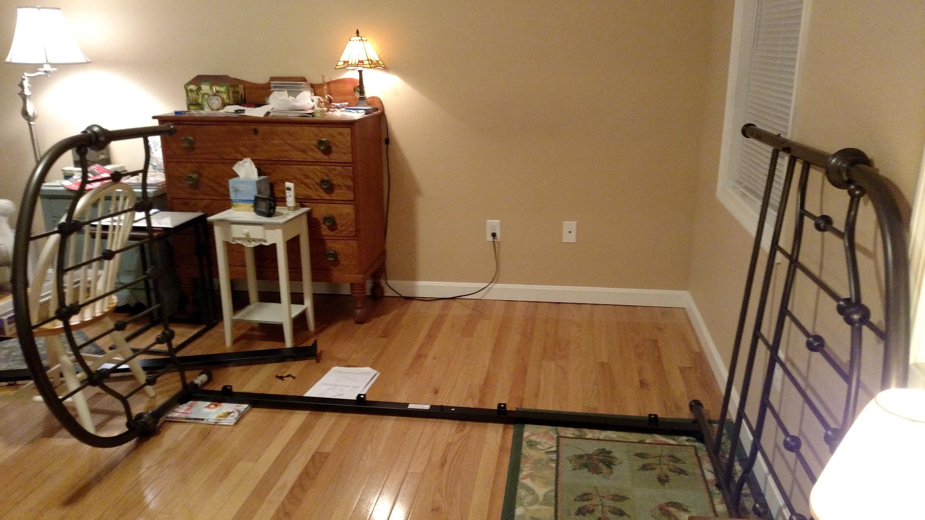 【Furniture】Coaster CO-300407KE Eastern King Bed, Dark Bronze