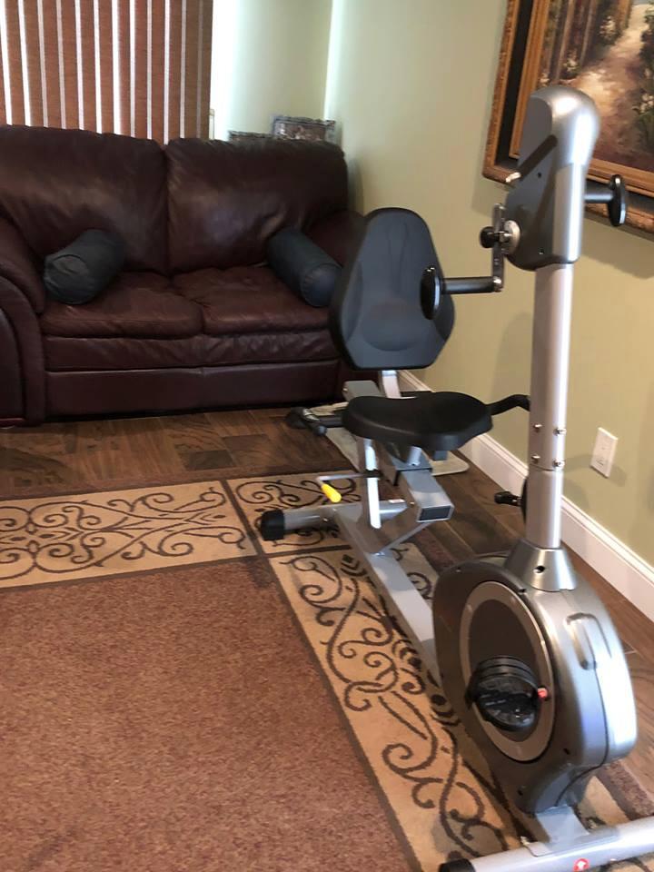 【Sports&Outdoors】Sunny Health & Fitness Recumbent Bike SF-RB4631 with Arm Exerciser, 350lb, Gray