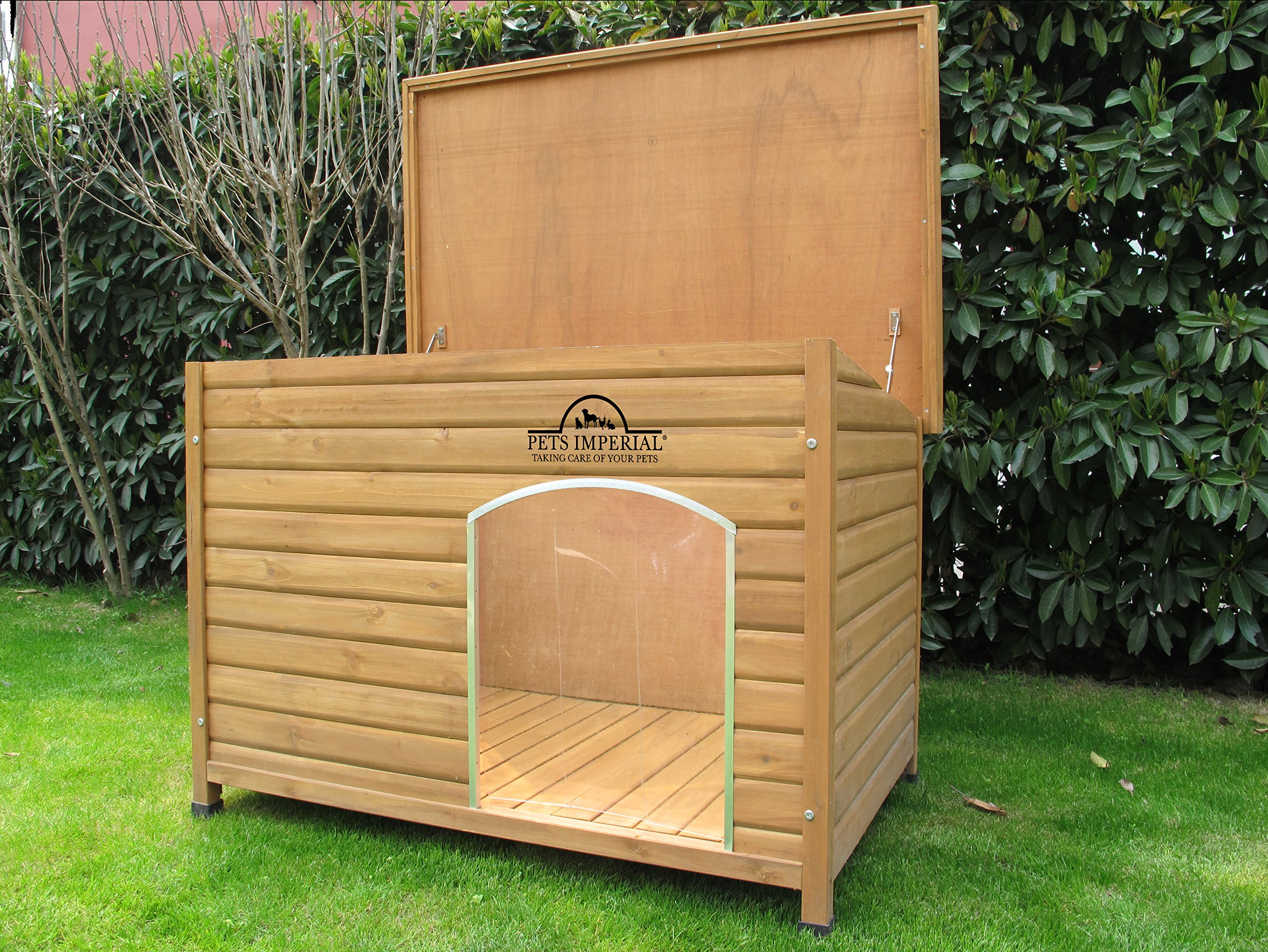 【Pet】XL Insulated Wooden Dog Kennel Cedar Color with Support Rails and Removable Floor